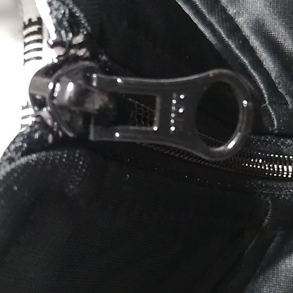 Title Boxing Zip Up Jacket Gently Worn Sz.M - Picture 4 of 12